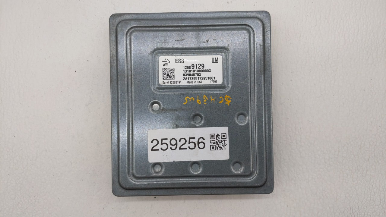 2018-2019 Chevrolet Malibu PCM Engine Control Computer ECU ECM PCU OEM P/N:12680194 12699666, 12697426 Fits Fits 2018 2019 O