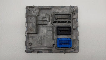 compare product 2018-2019 Chevrolet Malibu PCM Engine Control Computer ECU ECM PCU OEM P/N:12680194 12699666, 12697426 Fits Fits 2018 2019 OEM Used Auto Parts