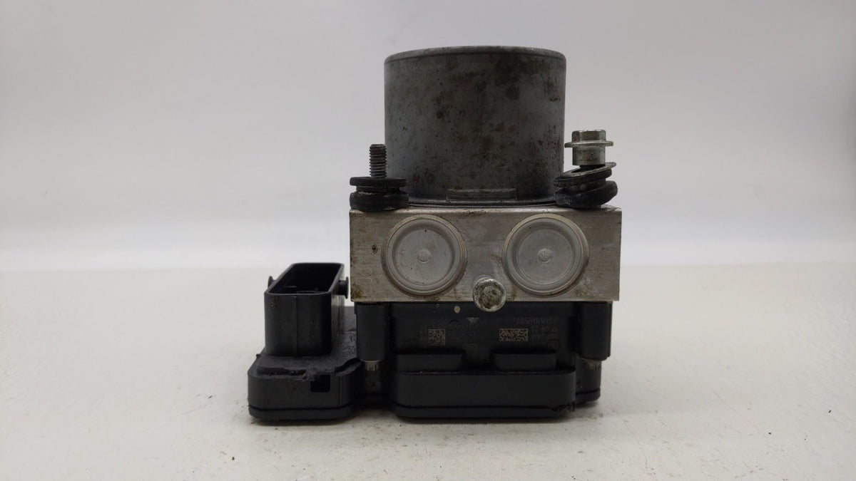 2018 Chevrolet Malibu Anti-Lock Brake ABS Pump Module Actuator OEM P/N:84205167 84325538 Fits OEM Used Auto Parts - Oemuseda