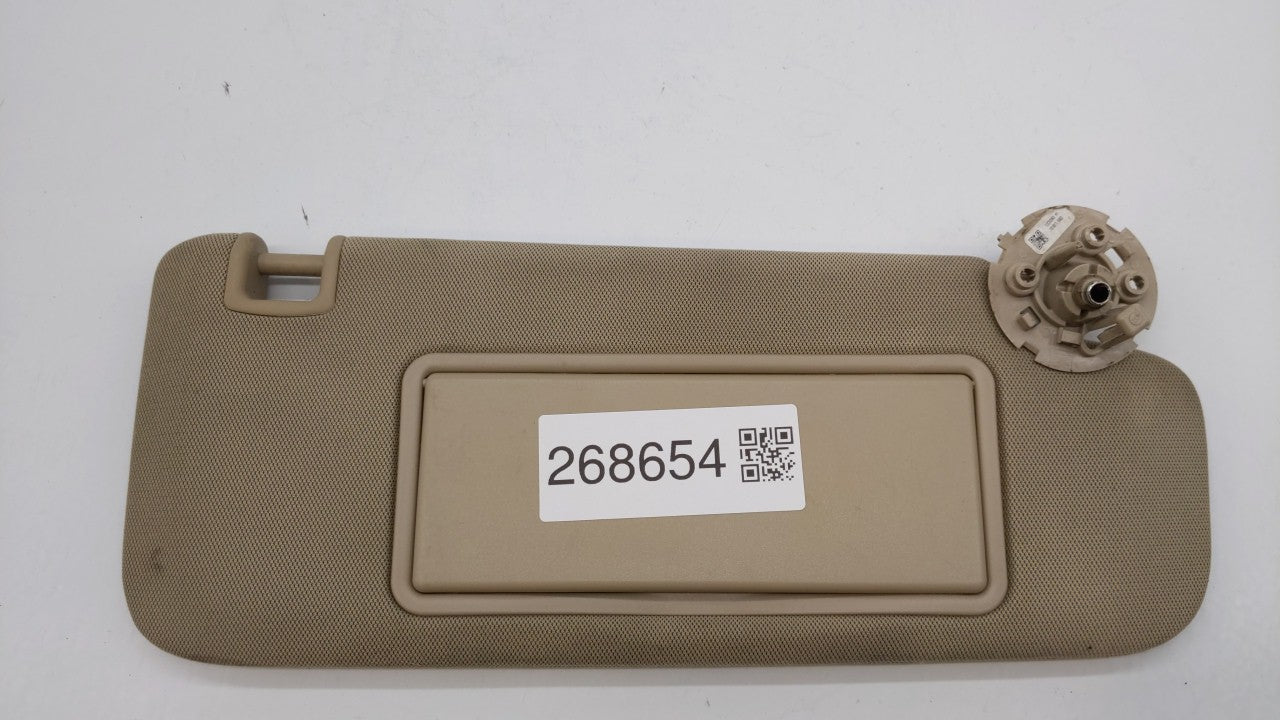 2016-2019 Chevrolet Malibu Sun Visor Shade Replacement Passenger Right Mirror Fits Fits 2016 2017 2018 2019 OEM Used Auto Pa