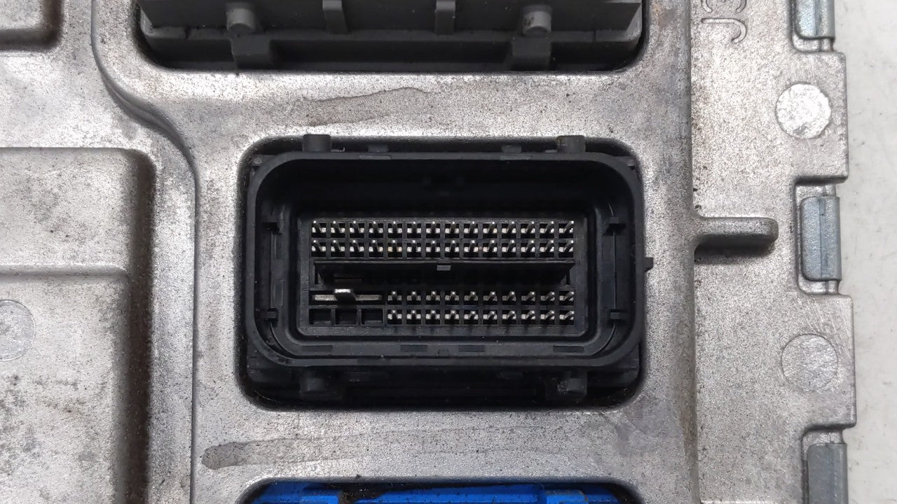 2018-2019 Chevrolet Malibu PCM Engine Control Computer ECU ECM PCU OEM P/N:12680194 12699666, 12697426 Fits Fits 2018 2019 O