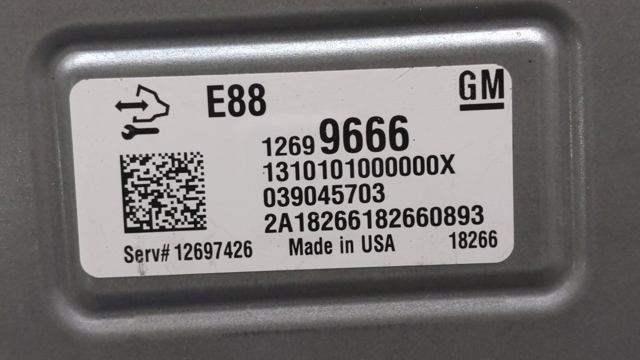 2018-2019 Chevrolet Malibu PCM Engine Control Computer ECU ECM PCU OEM P/N:12680194 12699666, 12697426 Fits Fits 2018 2019 O