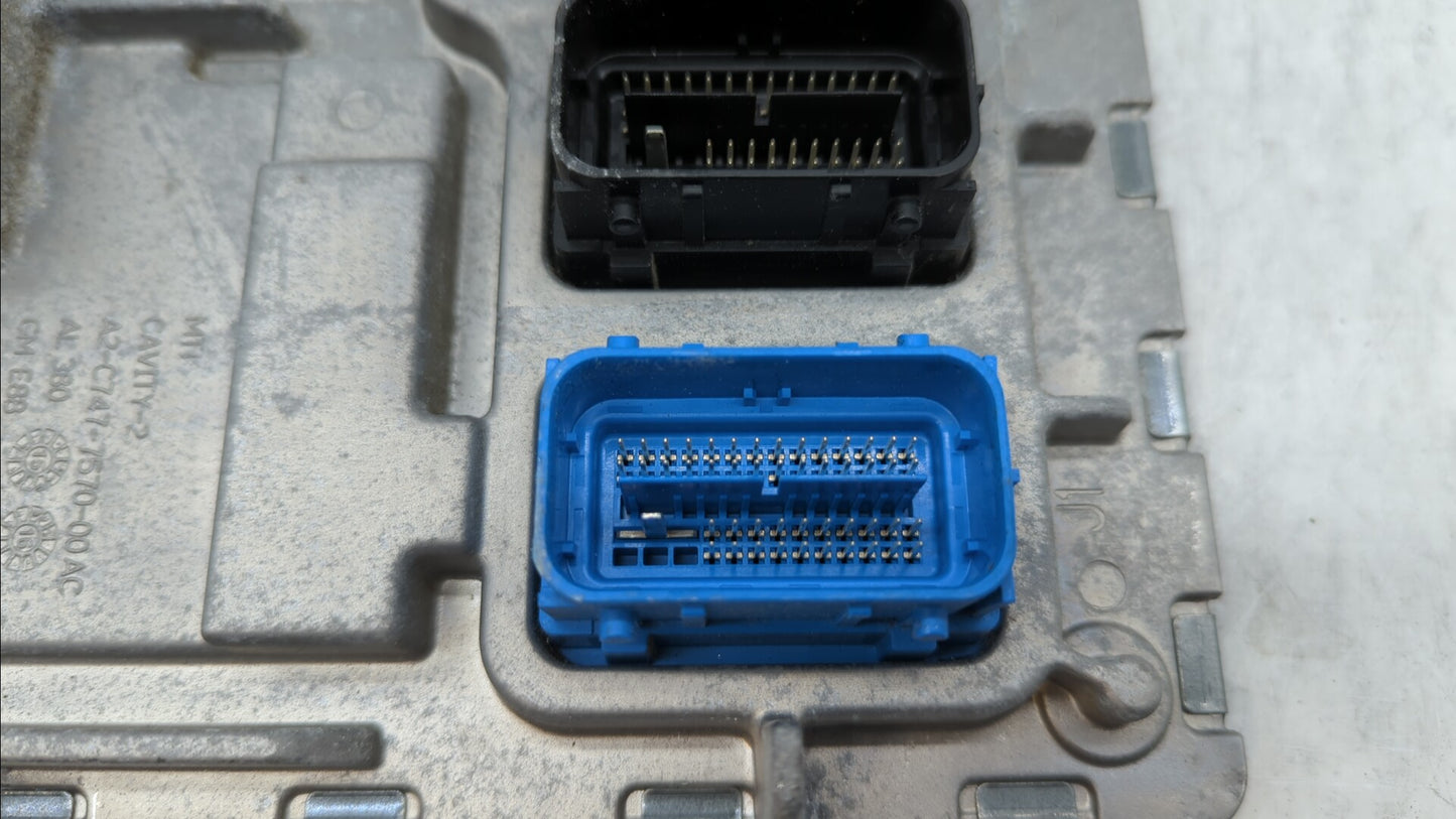 2018-2019 Chevrolet Malibu PCM Engine Control Computer ECU ECM PCU OEM P/N:12694511 12680194, 12699666 Fits Fits 2018 2019 O