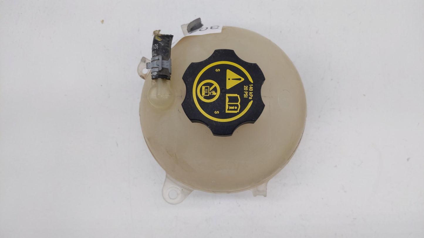 2016 Chevrolet Malibu Radiator Coolant Overflow Expansion Tank Bottle - Oemusedautoparts1.com