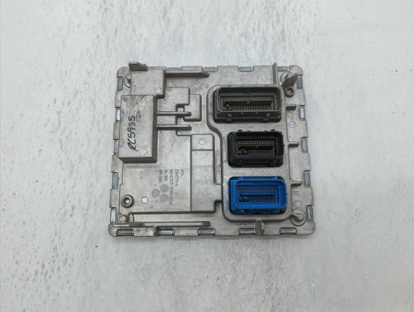 2018-2019 Chevrolet Malibu PCM Engine Control Computer ECU ECM PCU OEM P/N:12694511 12680194, 12699666 Fits Fits 2018 2019 O