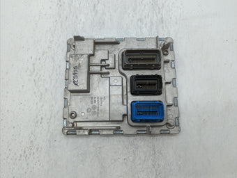 compare product 2018-2019 Chevrolet Malibu PCM Engine Control Computer ECU ECM PCU OEM P/N:12694511 12680194, 12699666 Fits Fits 2018 2019 OEM Used Auto Parts