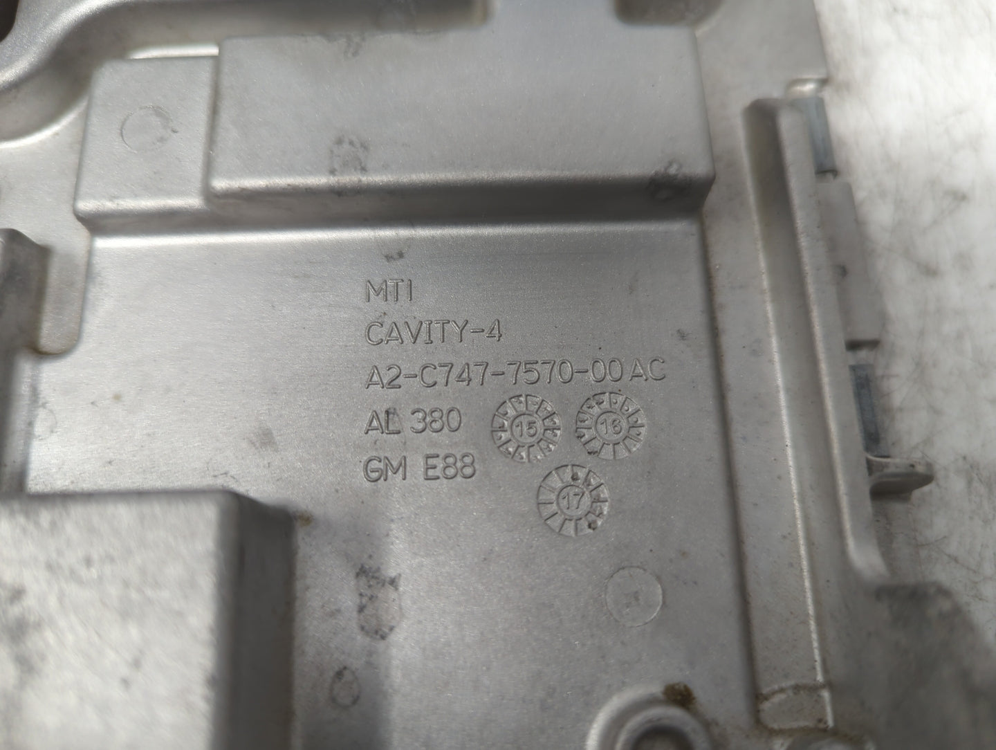 2018-2019 Chevrolet Malibu PCM Engine Control Computer ECU ECM PCU OEM P/N:12689129 12694511, 12680194 Fits Fits 2018 2019 O