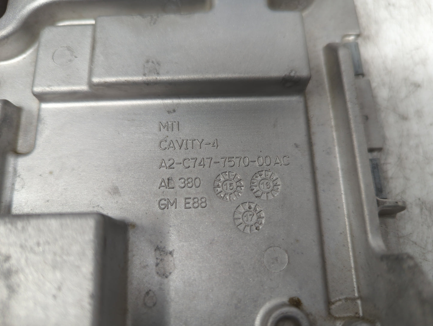 2018-2019 Chevrolet Malibu PCM Engine Control Computer ECU ECM PCU OEM P/N:12689129 12694511, 12680194 Fits Fits 2018 2019 O