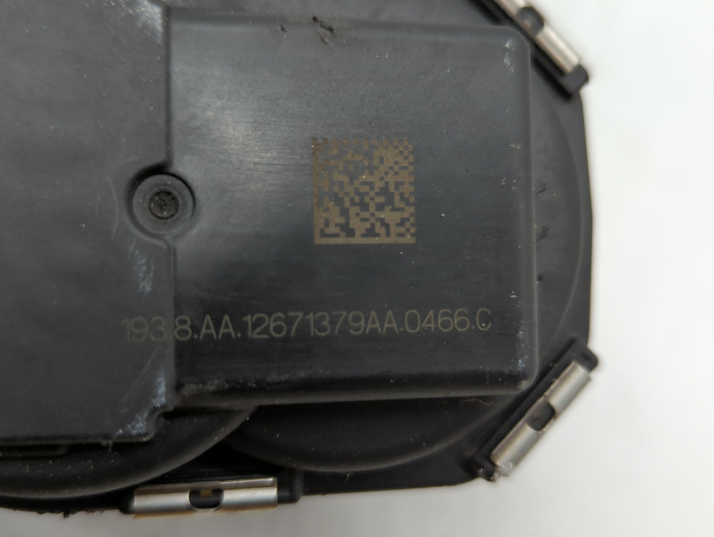 2016-2019 Chevrolet Malibu Throttle Body P/N:12659491BA 12671379AA Fits Fits 2016 2017 2018 2019 OEM Used Auto Parts - Oemus