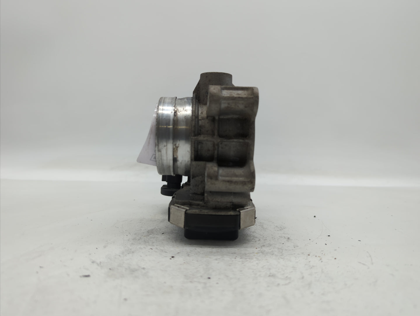 2016-2019 Chevrolet Malibu Throttle Body P/N:12659491BA 12671379AA Fits Fits 2016 2017 2018 2019 OEM Used Auto Parts - Oemus