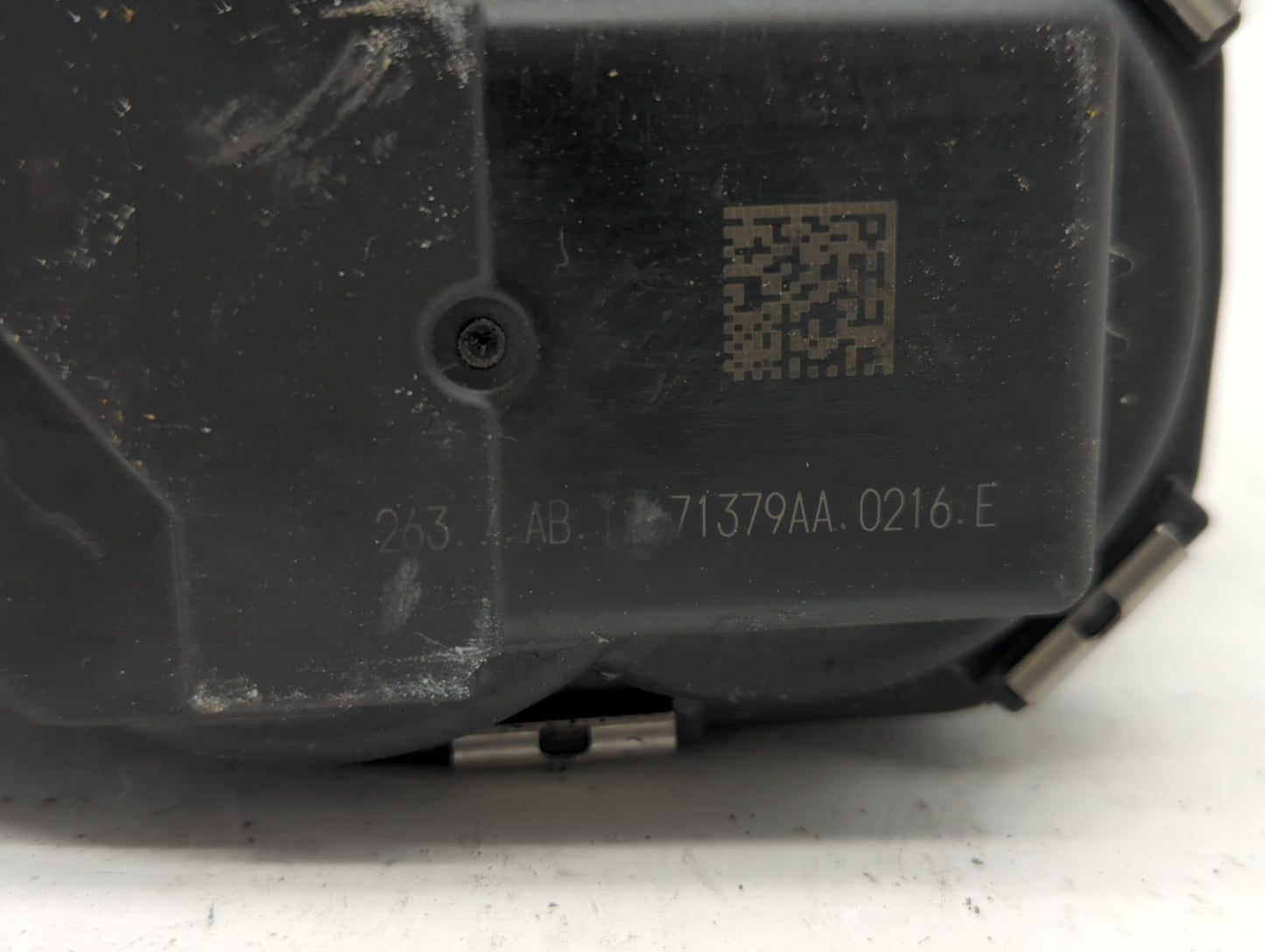 2016-2019 Chevrolet Malibu Throttle Body P/N:12659491BA 12671379AA Fits Fits 2016 2017 2018 2019 OEM Used Auto Parts - Oemus