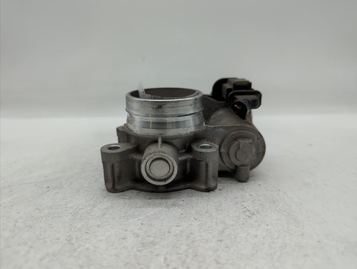 2016-2019 Chevrolet Malibu Throttle Body P/N:12659491BA 12671379AA Fits Fits 2016 2017 2018 2019 OEM Used Auto Parts - Oemus