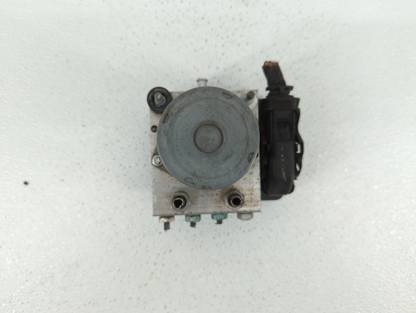 2018 Chevrolet Malibu ABS Pump Control Module Replacement P/N:84205167 84325538 Fits OEM Used Auto Parts - Oemusedautoparts1