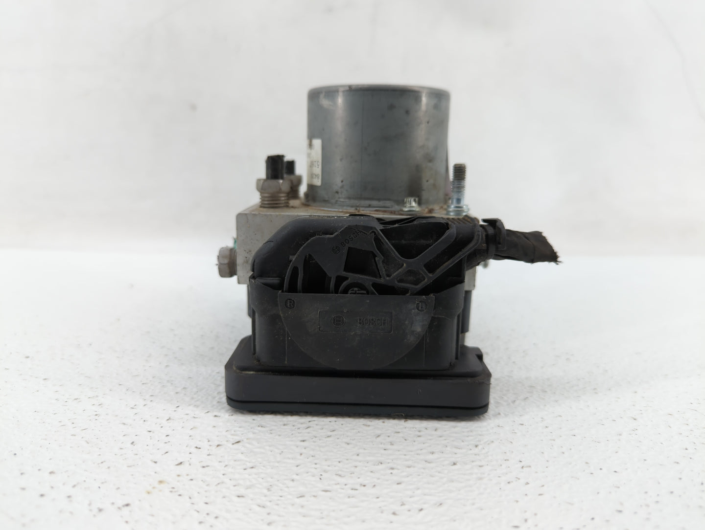 2018 Chevrolet Malibu ABS Pump Control Module Replacement P/N:84205167 84325538 Fits OEM Used Auto Parts - Oemusedautoparts1