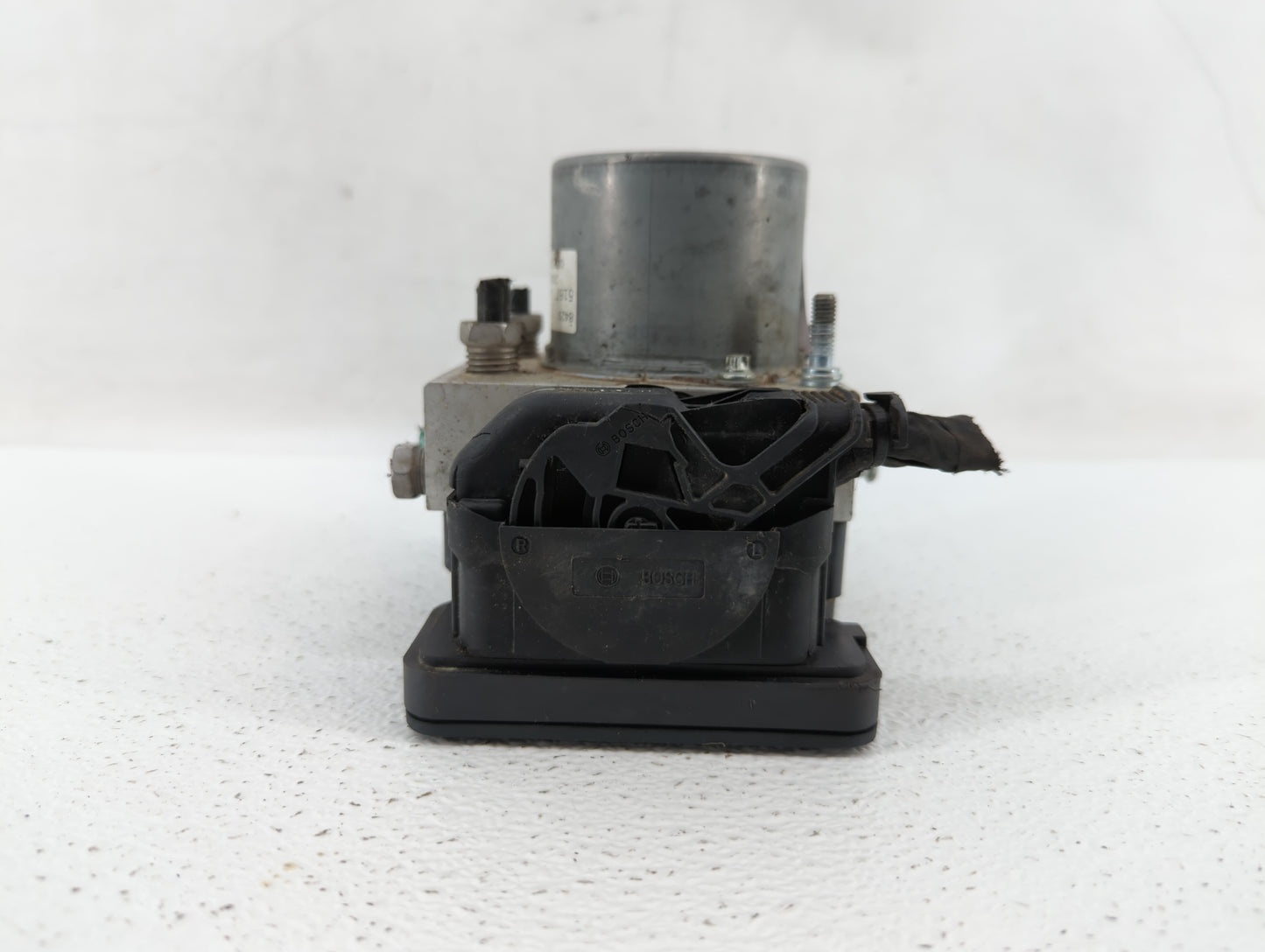 2018 Chevrolet Malibu ABS Pump Control Module Replacement P/N:84205167 84325538 Fits OEM Used Auto Parts - Oemusedautoparts1