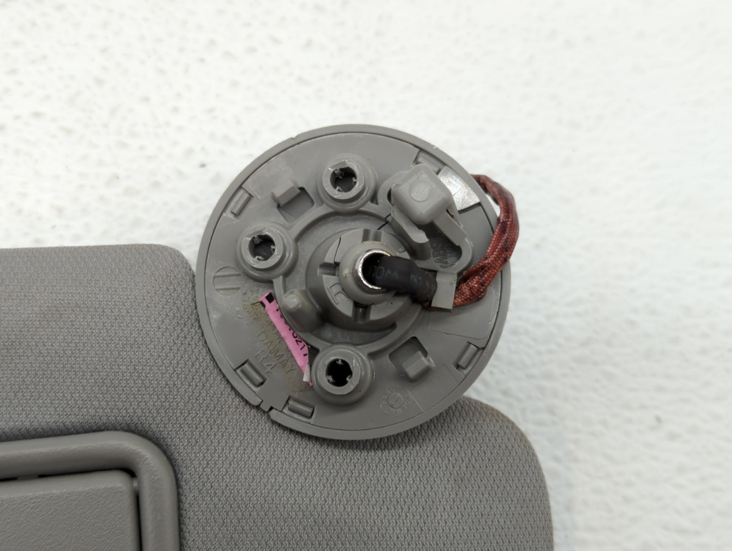 2016-2019 Chevrolet Malibu Sun Visor Shade Replacement Passenger Right Mirror Fits Fits 2016 2017 2018 2019 OEM Used Auto Pa