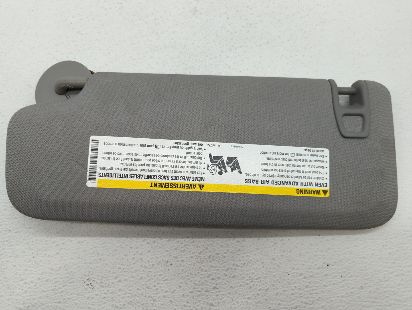 2016-2019 Chevrolet Malibu Sun Visor Shade Replacement Passenger Right Mirror Fits Fits 2016 2017 2018 2019 OEM Used Auto Pa