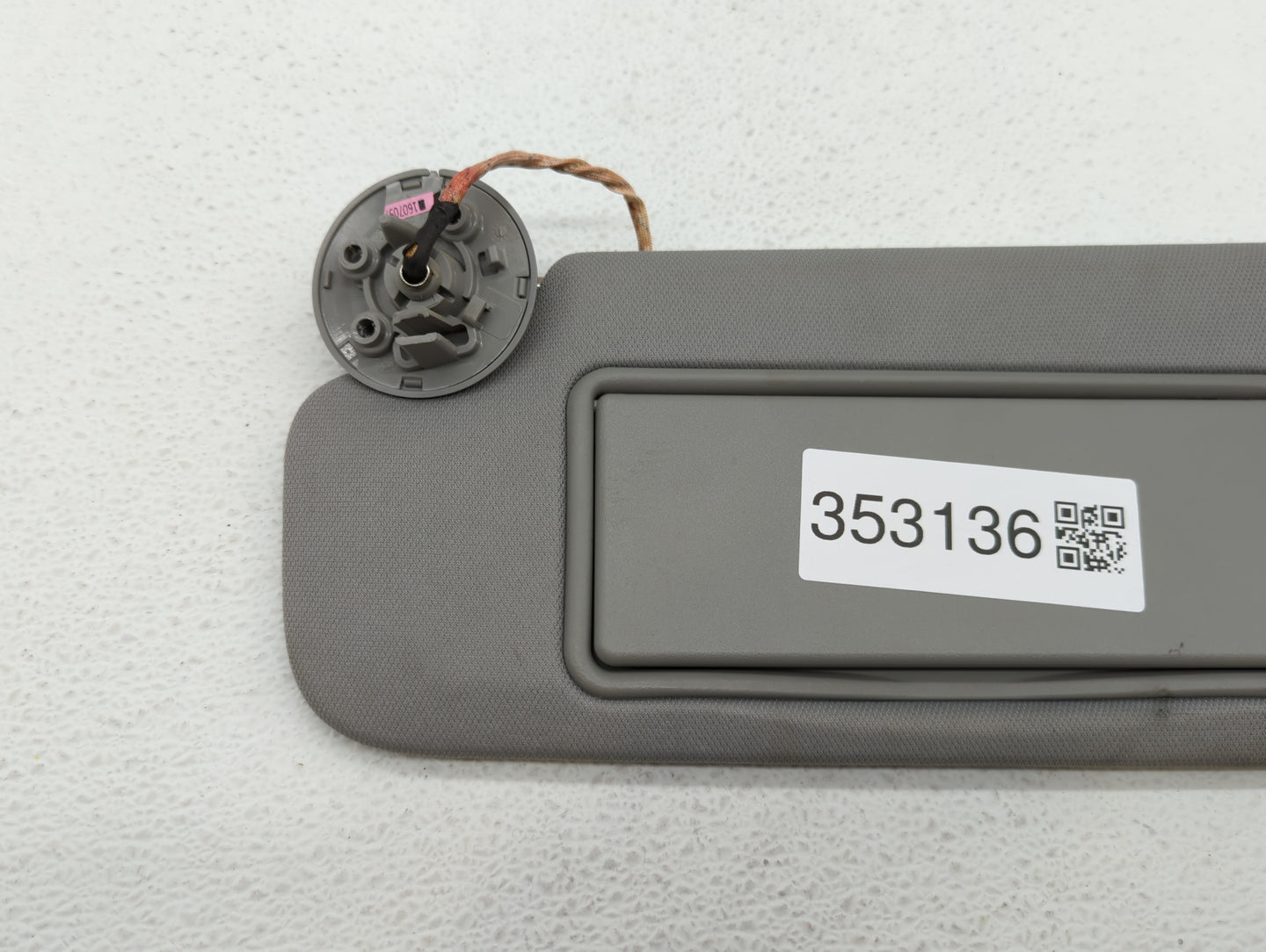 2016-2019 Chevrolet Malibu Sun Visor Shade Replacement Driver Left Mirror Fits Fits 2016 2017 2018 2019 OEM Used Auto Parts 