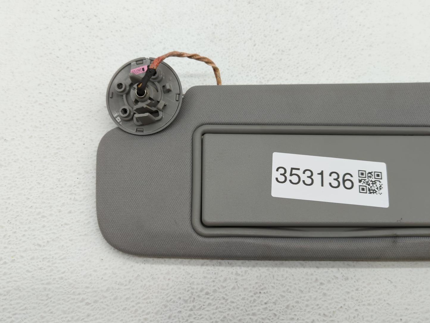 2016-2019 Chevrolet Malibu Sun Visor Shade Replacement Driver Left Mirror Fits Fits 2016 2017 2018 2019 OEM Used Auto Parts 