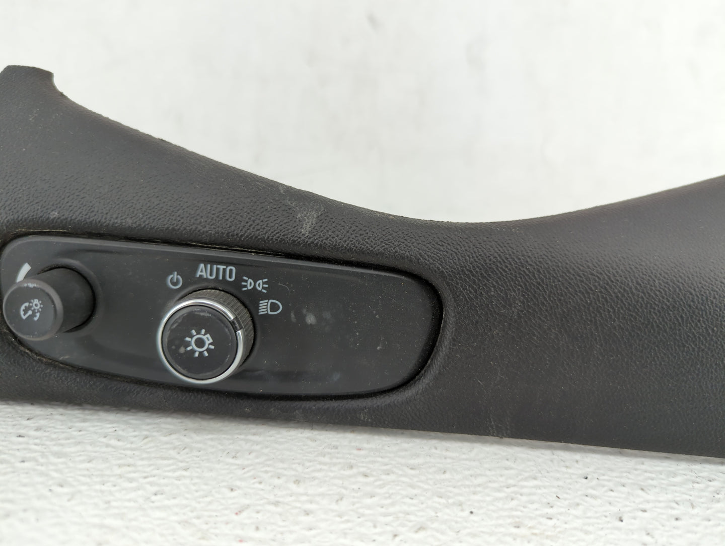 2018 Chevrolet Malibu Headlight Head Light Switch Lamp Control 84192536 - Oemusedautoparts1.com