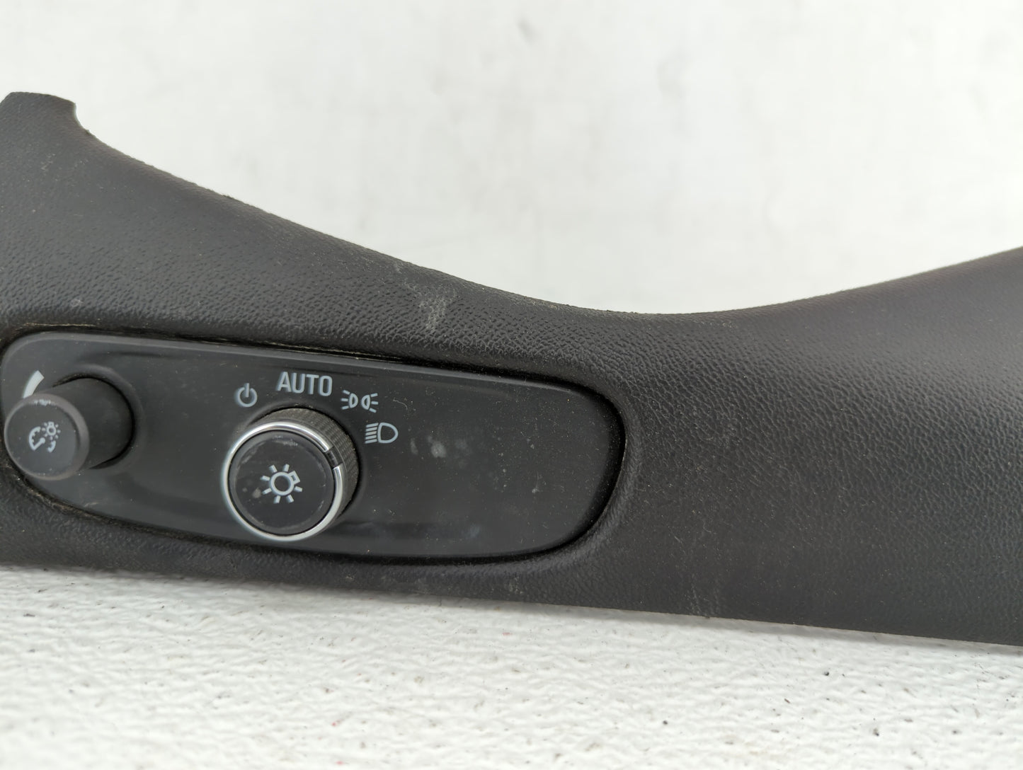 2018 Chevrolet Malibu Headlight Head Light Switch Lamp Control 84192536 - Oemusedautoparts1.com