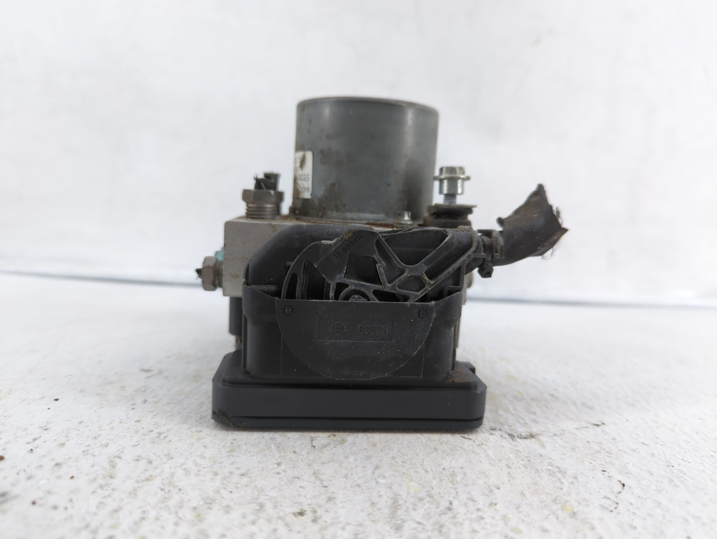 2018 Chevrolet Malibu ABS Pump Control Module Replacement P/N:84205167 84325538 Fits OEM Used Auto Parts - Oemusedautoparts1
