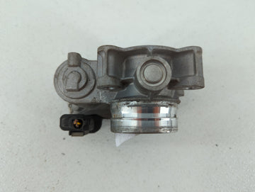 2016-2019 Chevrolet Malibu Throttle Body P/N:12671379AA Fits Fits 2016 2017 2018 2019 OEM Used Auto Parts