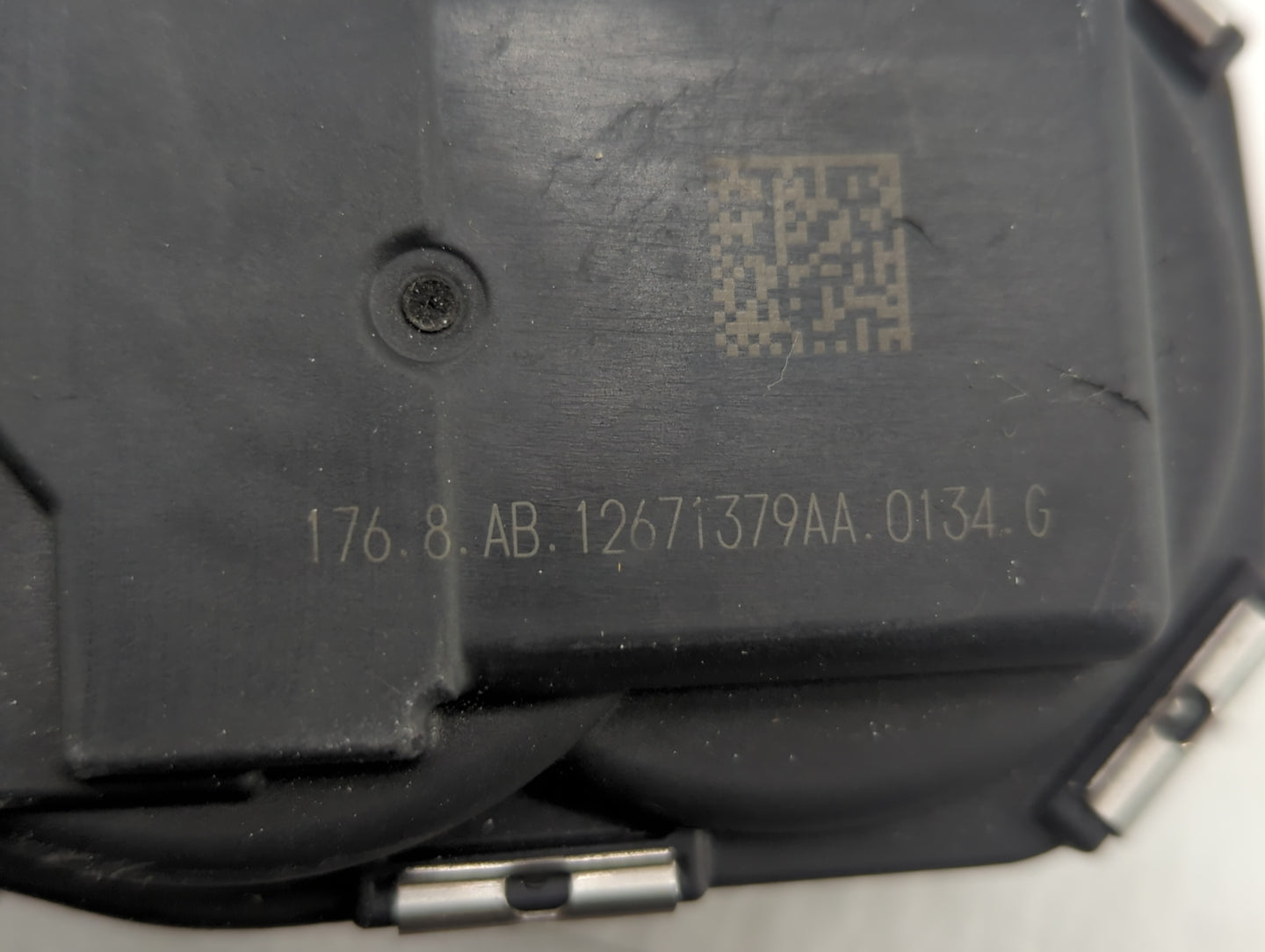 2016-2019 Chevrolet Malibu Throttle Body P/N:12671379AA Fits Fits 2016 2017 2018 2019 OEM Used Auto Parts - Oemusedautoparts