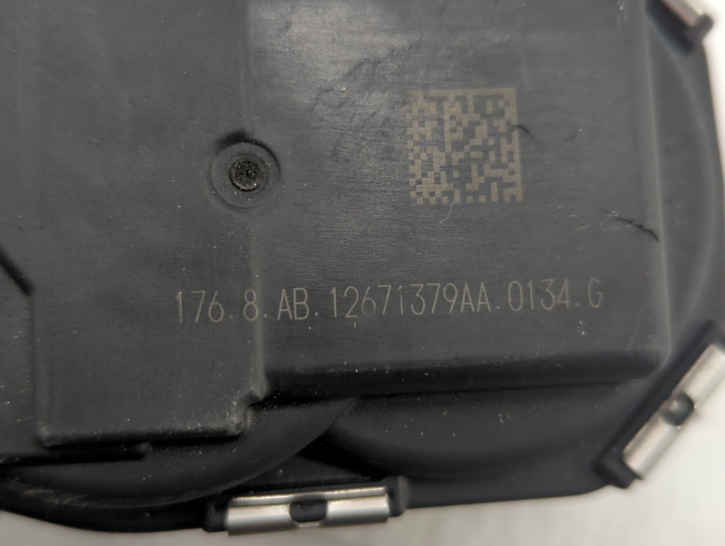 2016-2019 Chevrolet Malibu Throttle Body P/N:12671379AA Fits Fits 2016 2017 2018 2019 OEM Used Auto Parts - Oemusedautoparts
