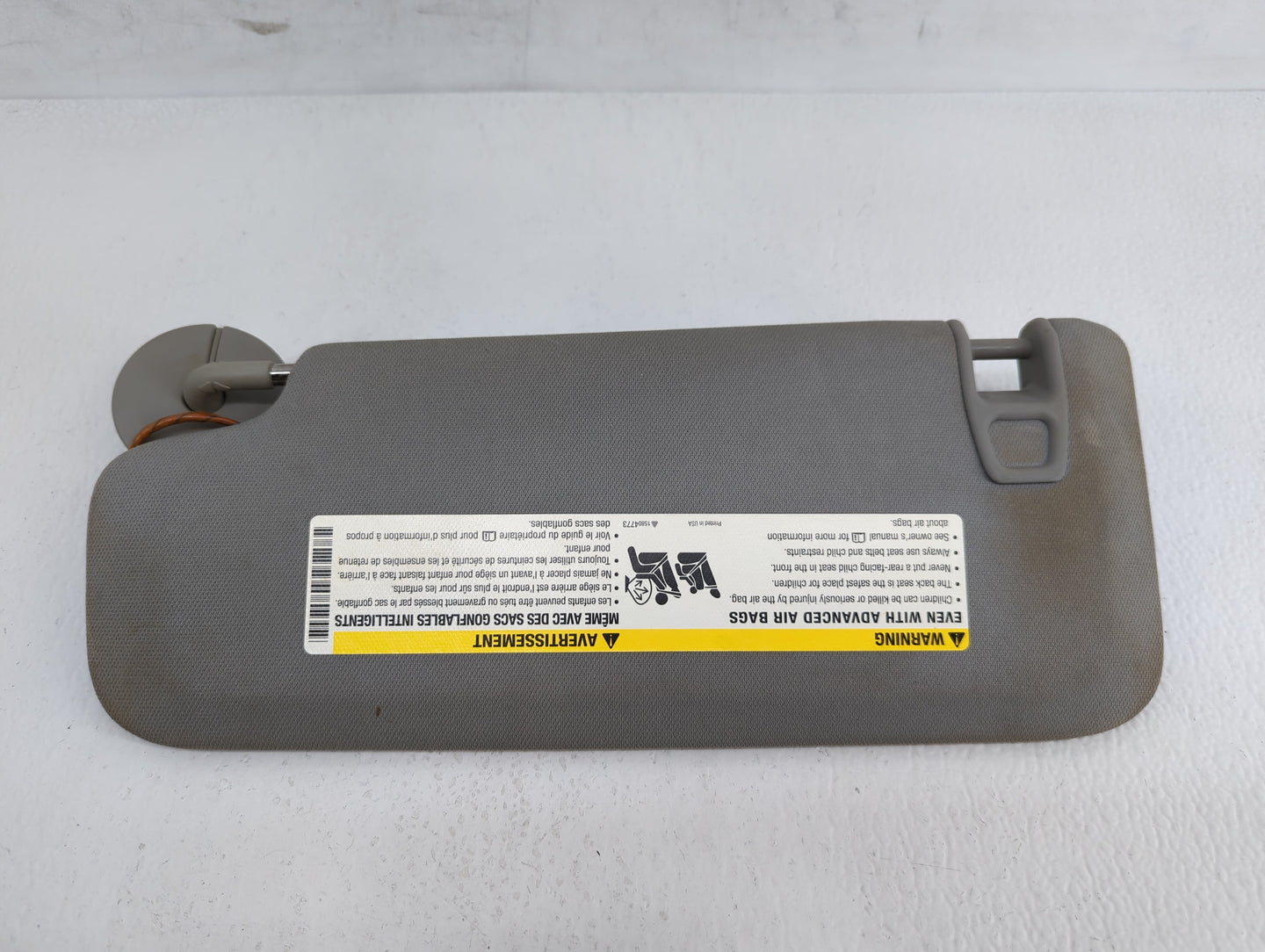 2016-2019 Chevrolet Malibu Sun Visor Shade Replacement Passenger Right Mirror Fits Fits 2016 2017 2018 2019 OEM Used Auto Pa