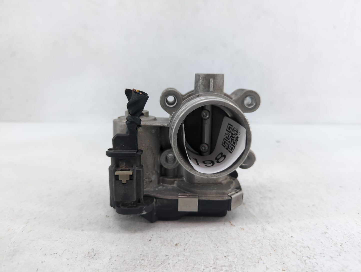 2016-2019 Chevrolet Malibu Throttle Body P/N:12671379AA Fits Fits 2016 2017 2018 2019 OEM Used Auto Parts - Oemusedautoparts
