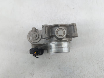 2016-2019 Chevrolet Malibu Throttle Body P/N:12671379AA Fits Fits 2016 2017 2018 2019 OEM Used Auto Parts