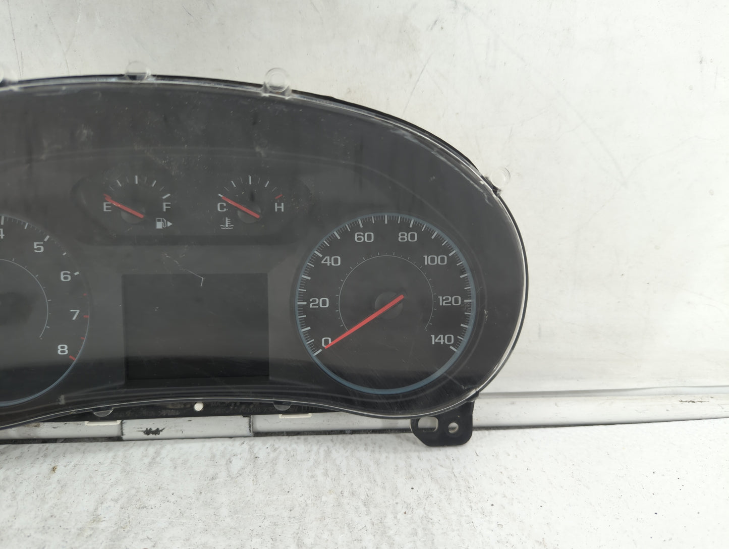 2017-2018 Chevrolet Malibu Instrument Cluster Speedometer Gauges P/N:84075670 84356877, 84128302, 84451585 Fits Fits 2017 20
