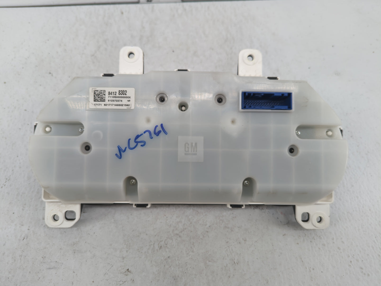 2017-2018 Chevrolet Malibu Instrument Cluster Speedometer Gauges P/N:84075670 84356877, 84128302, 84451585 Fits Fits 2017 20