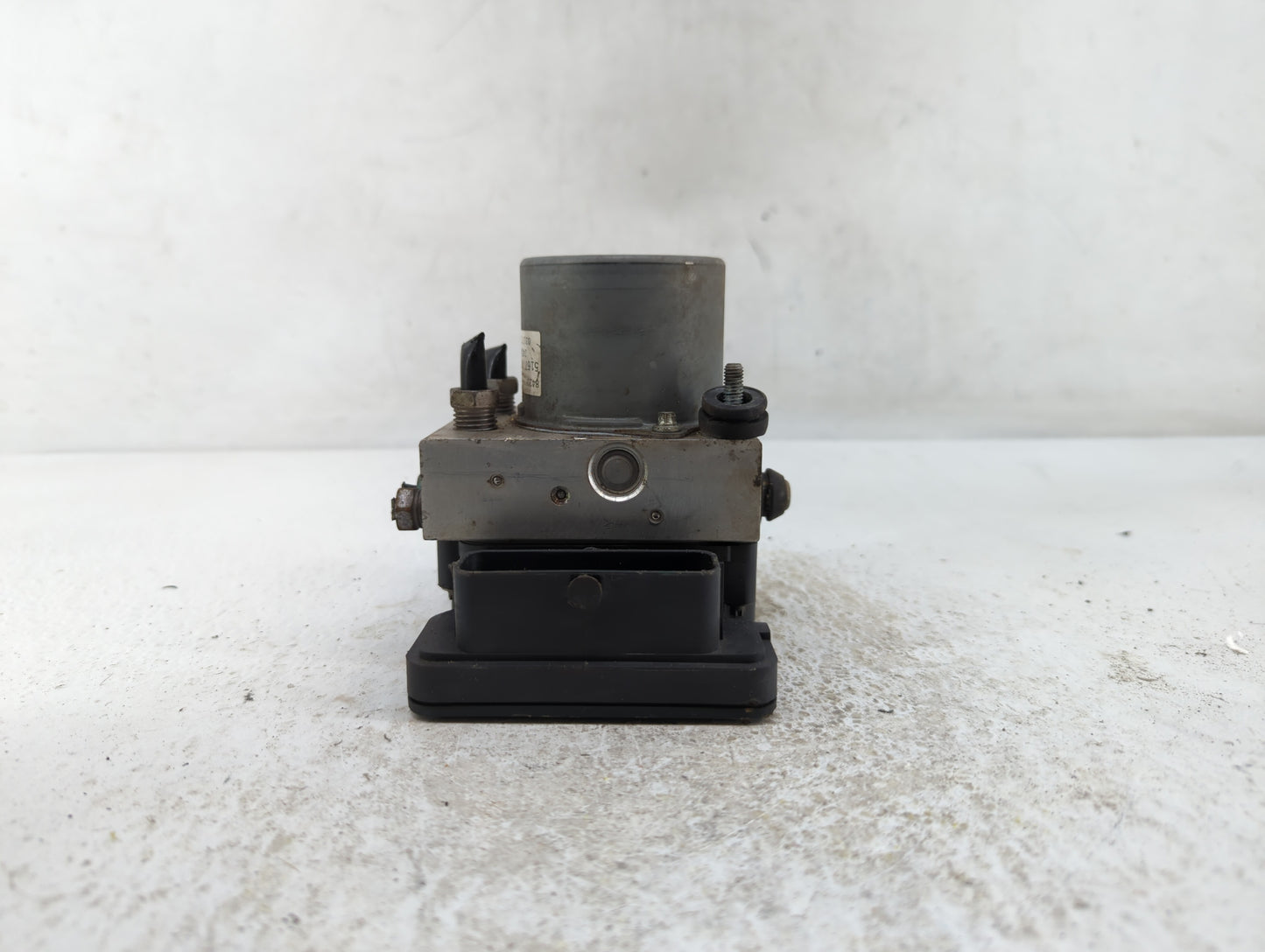 2018 Chevrolet Malibu ABS Pump Control Module Replacement P/N:065055766 84205167, 84325538 Fits OEM Used Auto Parts - Oemuse