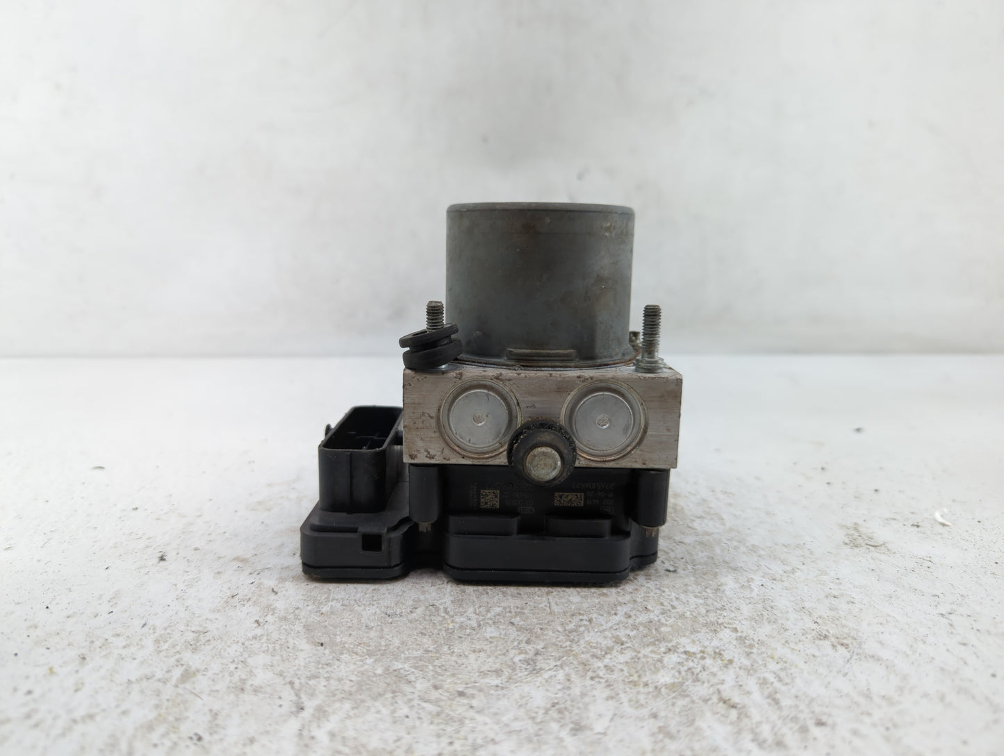 2018 Chevrolet Malibu ABS Pump Control Module Replacement P/N:065055766 84205167, 84325538 Fits OEM Used Auto Parts - Oemuse