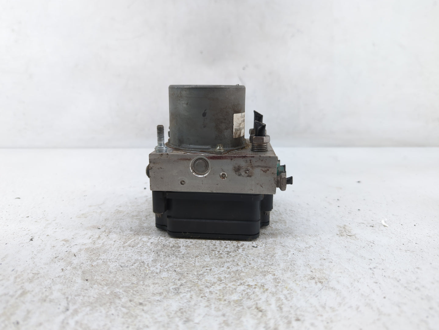 2018 Chevrolet Malibu ABS Pump Control Module Replacement P/N:065055766 84205167, 84325538 Fits OEM Used Auto Parts - Oemuse