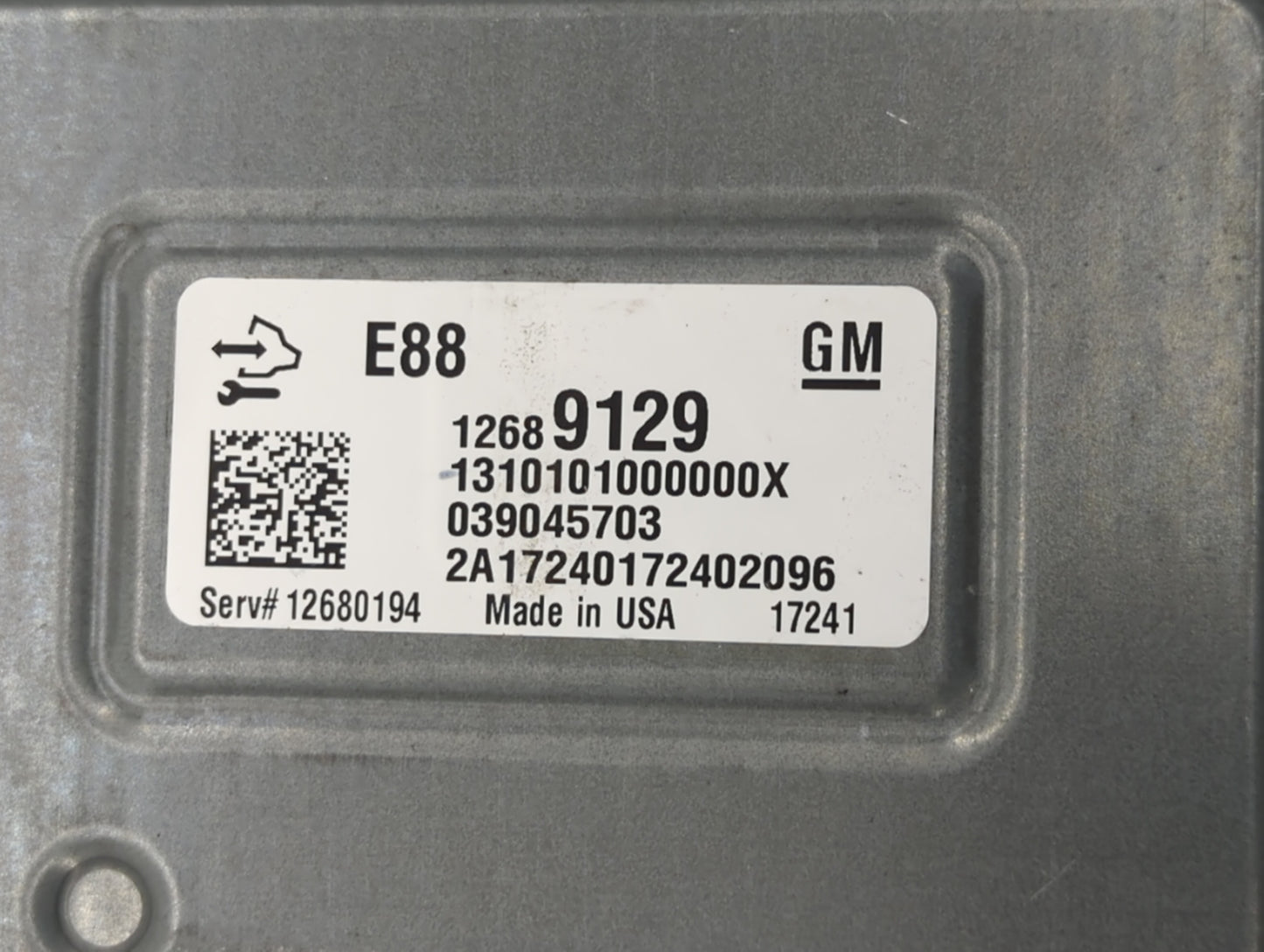 2018-2019 Chevrolet Malibu PCM Engine Control Computer ECU ECM PCU OEM P/N:12689129 12699666, 12697426 Fits Fits 2018 2019 O