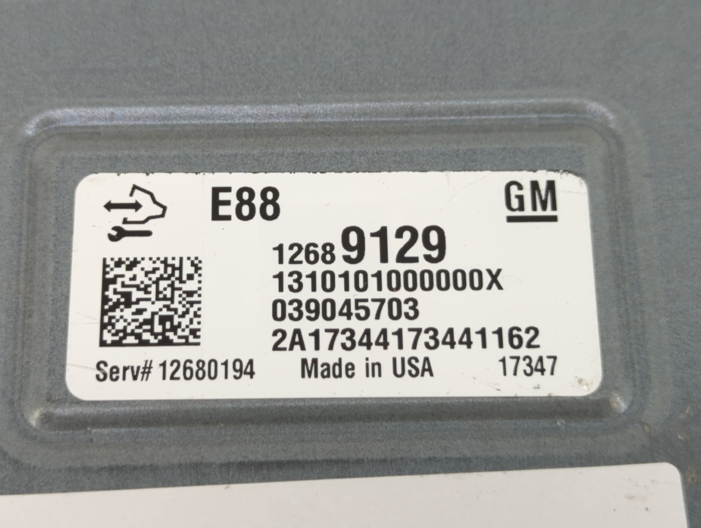 2018-2019 Chevrolet Malibu PCM Engine Control Computer ECU ECM PCU OEM P/N:12699666 12689129, 12697426 Fits Fits 2018 2019 O
