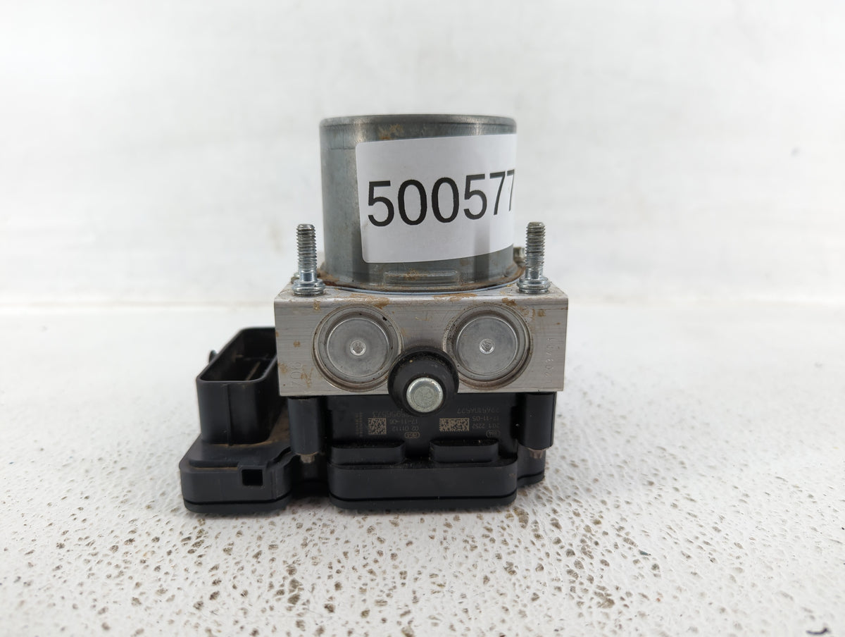 2018 Chevrolet Malibu Anti-Lock Brake ABS Pump Module Actuator OEM P/N:065055766 84205167, 84325538 Fits OEM Used Auto Parts