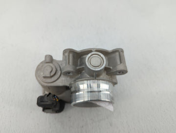 2016-2021 Chevrolet Malibu Throttle Body P/N:12671379AA Fits Fits 2016 2017 2018 2019 2020 2021 2022 OEM Used Auto Parts