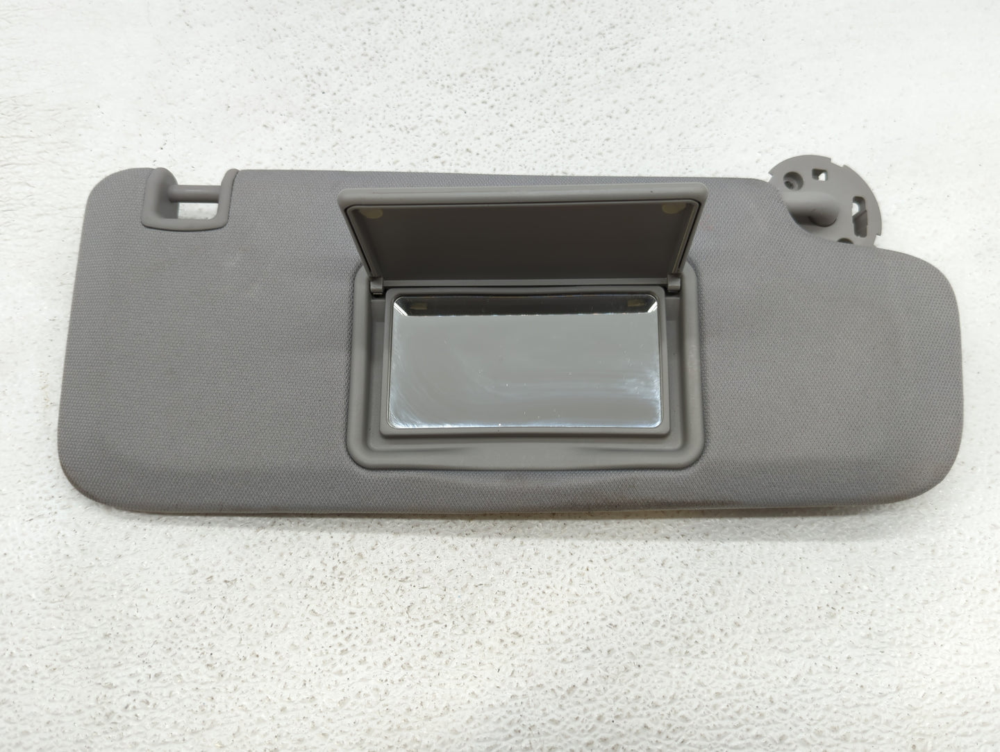 2016-2021 Chevrolet Malibu Sun Visor Shade Replacement Passenger Right Mirror Fits Fits 2016 2017 2018 2019 2020 2021 OEM Us