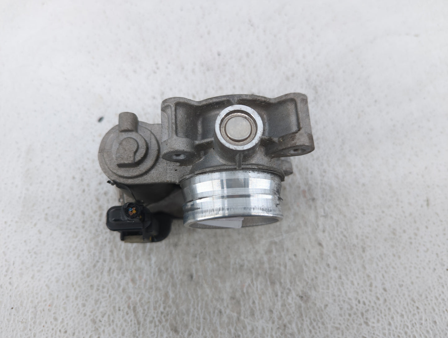 2016-2021 Chevrolet Malibu Throttle Body P/N:12671379AA Fits Fits 2016 2017 2018 2019 2020 2021 2022 OEM Used Auto Parts - O