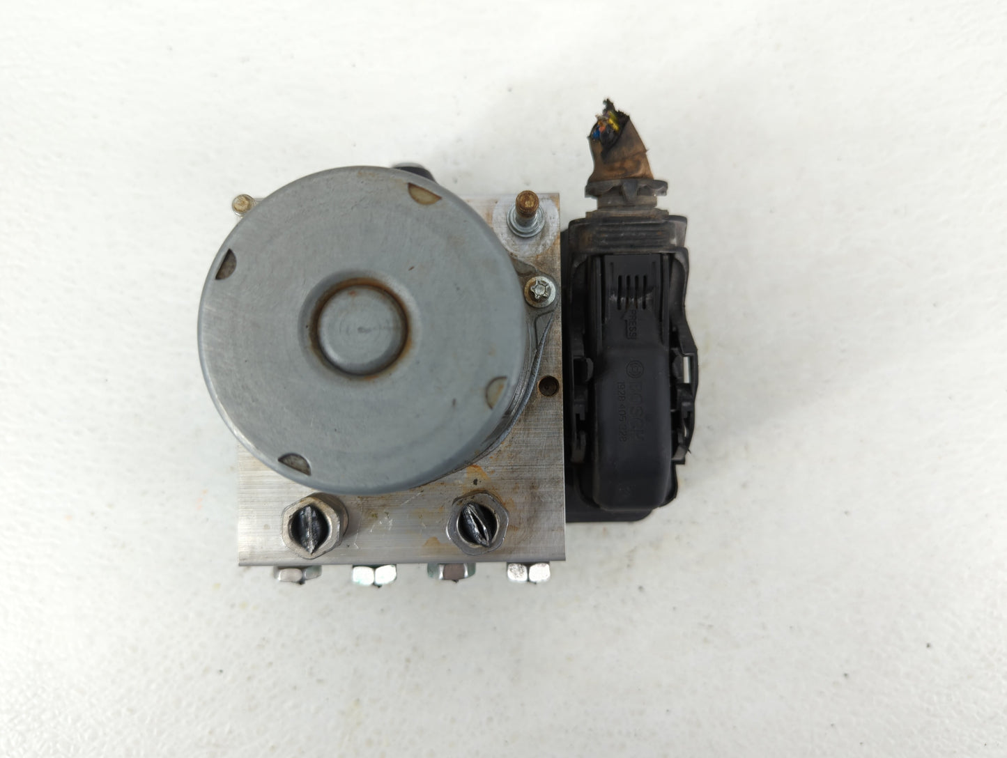 2018 Chevrolet Malibu ABS Pump Control Module Replacement P/N:065055766 84325538, 84205167 Fits OEM Used Auto Parts - Oemuse