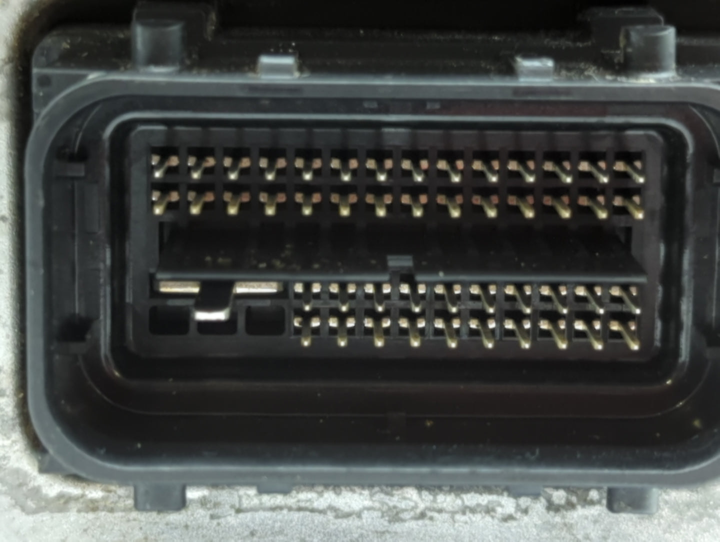 2018-2019 Chevrolet Malibu PCM Engine Control Computer ECU ECM PCU OEM P/N:12691559 12699666, 12697426 Fits Fits 2018 2019 O