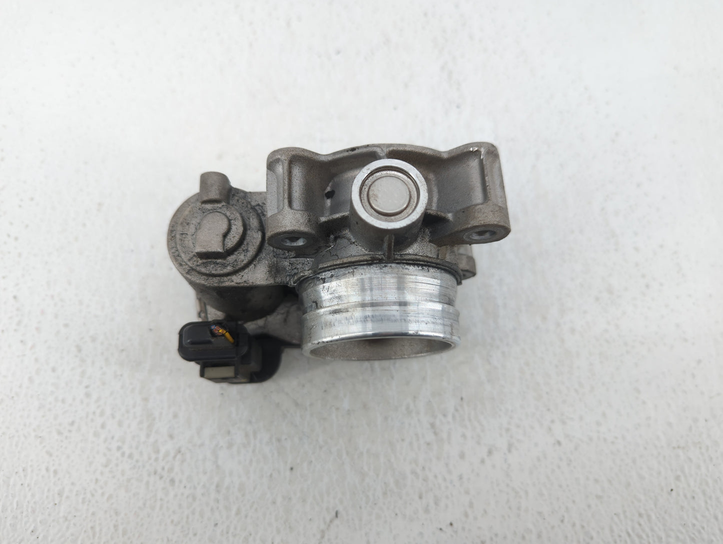 2016-2021 Chevrolet Malibu Throttle Body P/N:12671379AA Fits Fits 2016 2017 2018 2019 2020 2021 2022 OEM Used Auto Parts - O