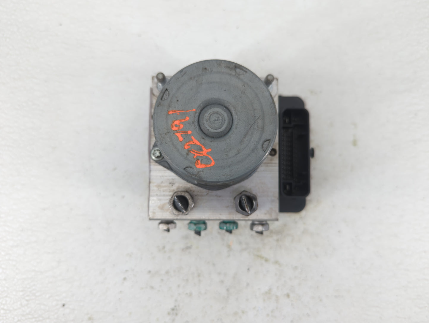 2018 Chevrolet Malibu ABS Pump Control Module Replacement P/N:065055766 84325538, 84205167 Fits OEM Used Auto Parts - Oemuse