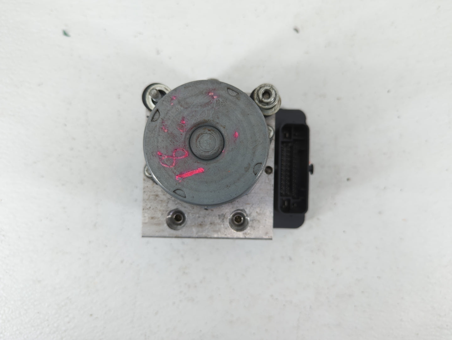 2018 Chevrolet Malibu ABS Pump Control Module Replacement P/N:065055766 84325538 Fits OEM Used Auto Parts - Oemusedautoparts