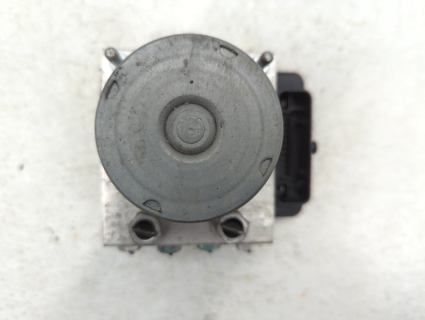 2018 Chevrolet Malibu ABS Pump Control Module Replacement P/N:065055766 84325538, 84205167 Fits OEM Used Auto Parts - Oemuse