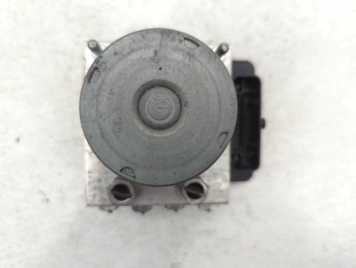 2018 Chevrolet Malibu Anti-Lock Brake ABS Pump Module Actuator OEM P/N:065055766 84325538, 84205167 Fits OEM Used Auto Parts